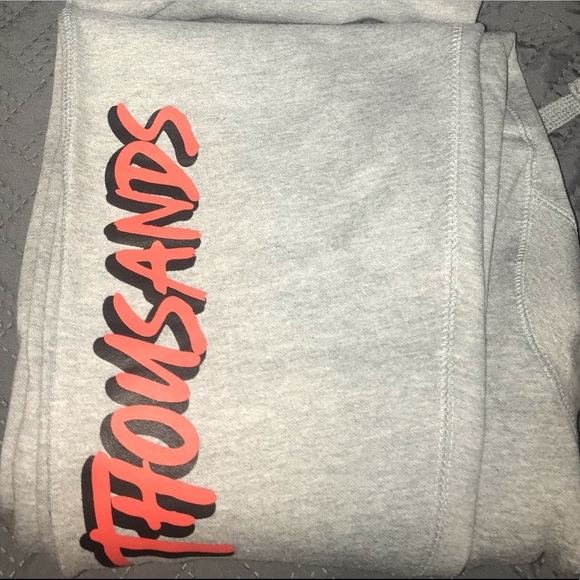 Gray Thousands Sweatsuit 2XL - Picture 2 of 2